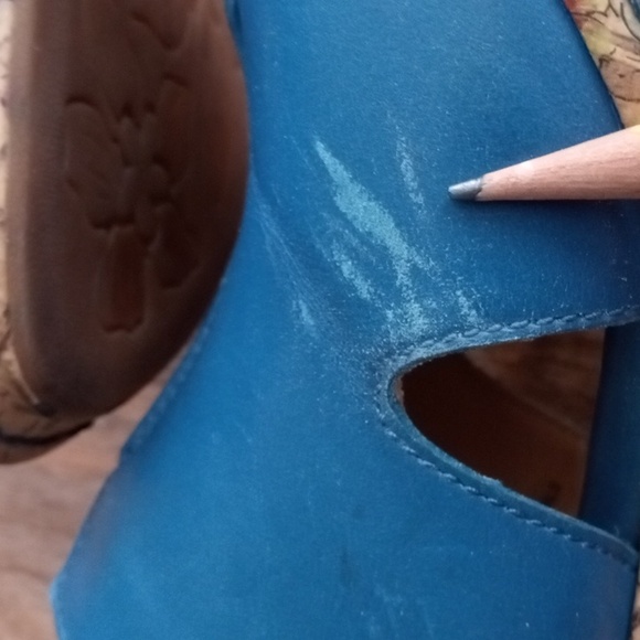 Boc Women's Floral Wedge Sandals - Picture 11 of 11